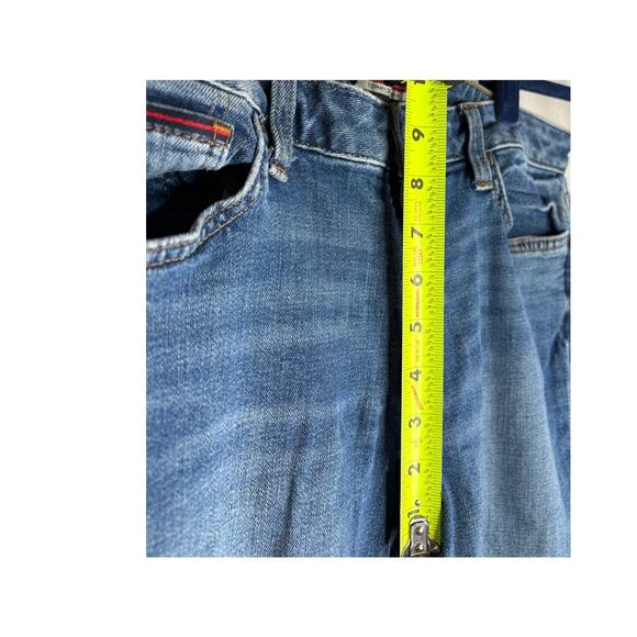 Tommy Hilfiger Women’s Cropped Straight Leg Jeans - Size 8 - Mid Wash Faded Soft - Picture 5 of 6